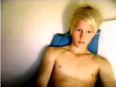 Blonde Emo Boy Flashes His Cock http://emo-bfs.com/